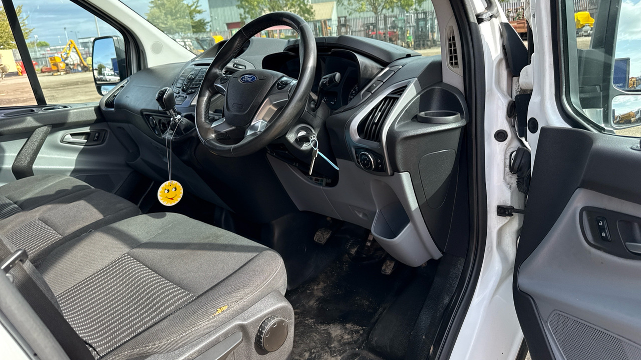 FORD TRANSIT CUSTOM 340 2.0 TDCi 130ps - Furgoncino: foto 5 FORD TRANSIT CUSTOM 340 2.0 TDCi 130ps - Furgoncino: foto 5