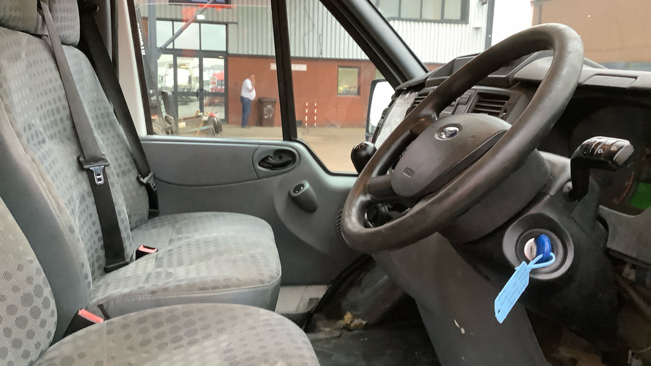 FORD TRANSIT T350 TDCI 125PS - Furgone ribaltabile: foto 5 FORD TRANSIT T350 TDCI 125PS - Furgone ribaltabile: foto 5