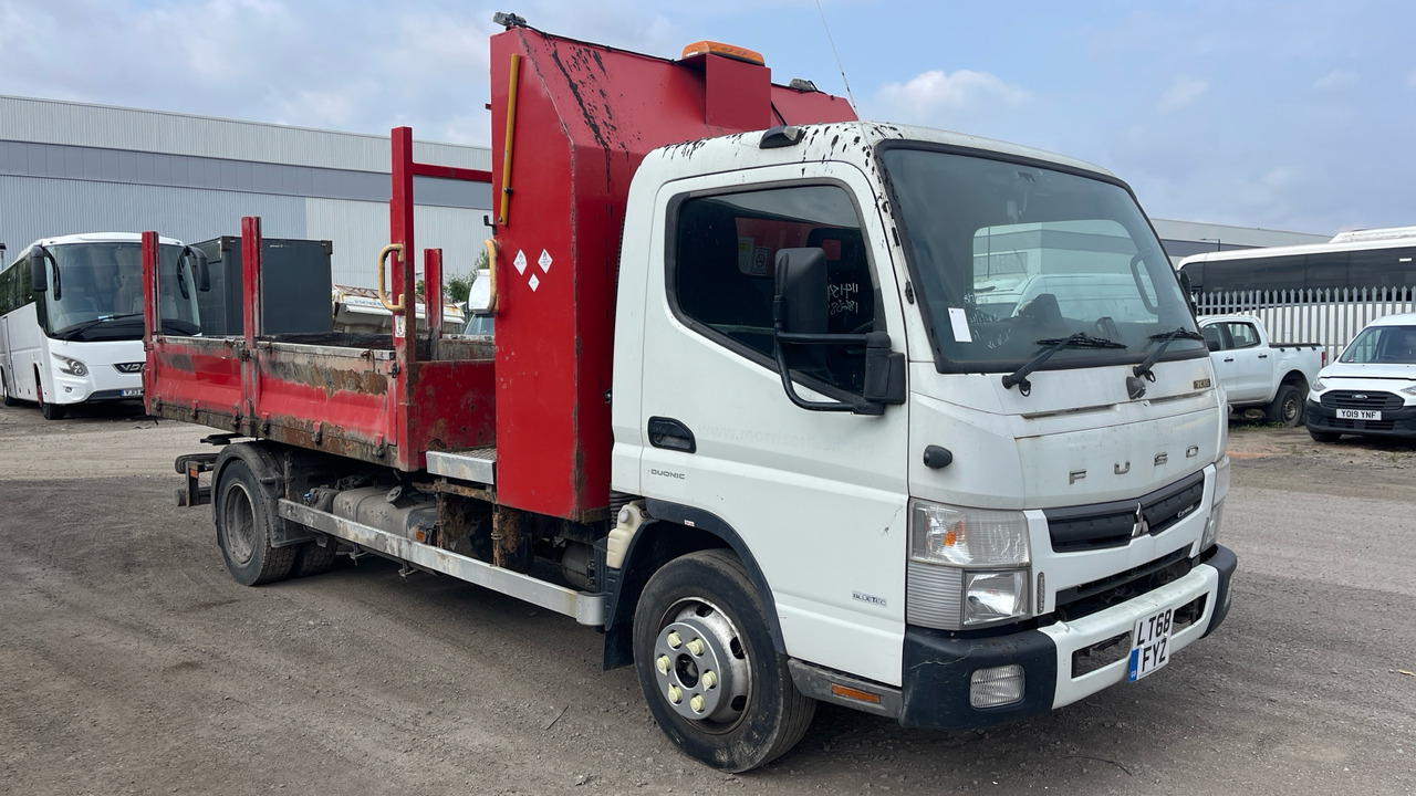 FUSO CANTER 7-150 - Autocarro ribaltabile: foto 2 FUSO CANTER 7-150 - Autocarro ribaltabile: foto 2