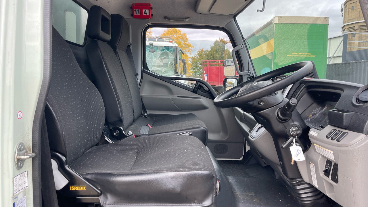 FUSO CANTER 7C15 - Camion bisarca: foto 5 FUSO CANTER 7C15 - Camion bisarca: foto 5