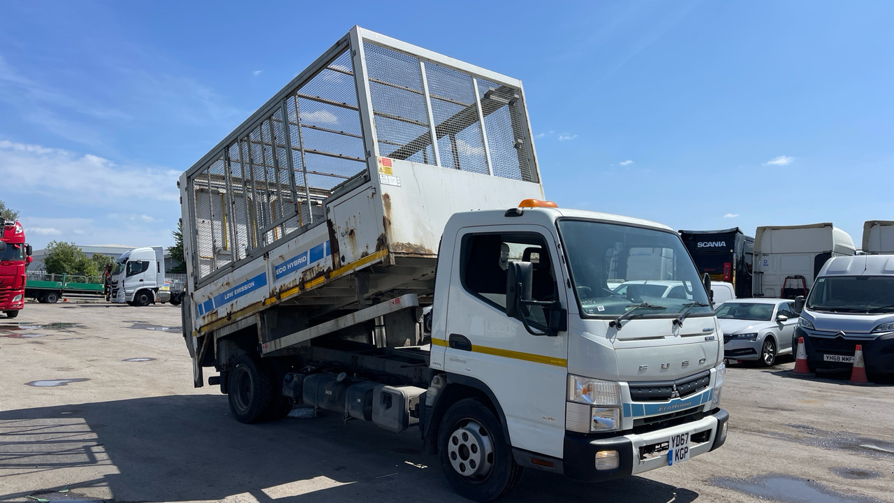 FUSO CANTER 7C15 - Autocarro ribaltabile: foto 1 FUSO CANTER 7C15 - Autocarro ribaltabile: foto 1