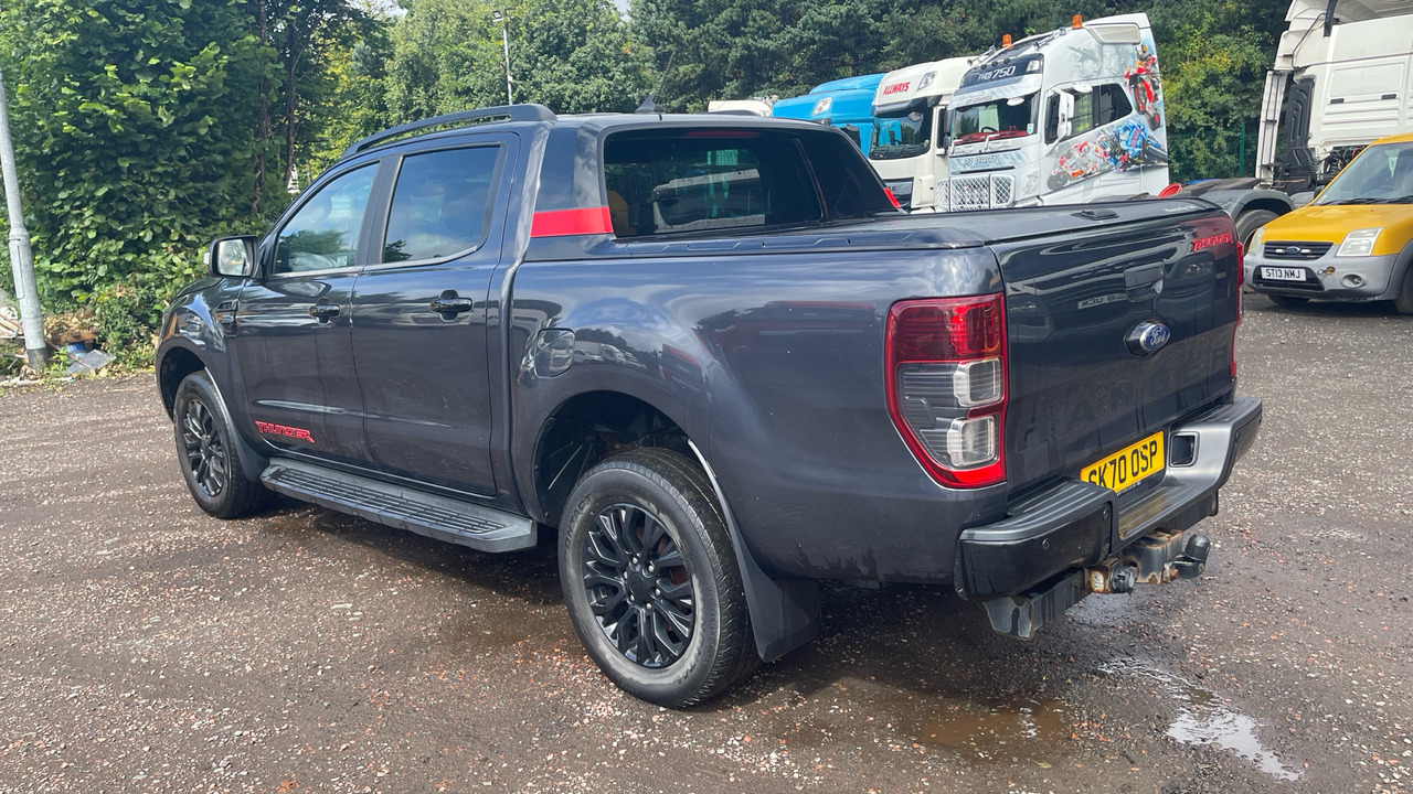 Ford Ranger THUNDER 2.0 ECOBLUE 213PS - Pick-up, Furgone doppia cabina: foto 3 Ford Ranger THUNDER 2.0 ECOBLUE 213PS - Pick-up, Furgone doppia cabina: foto 3