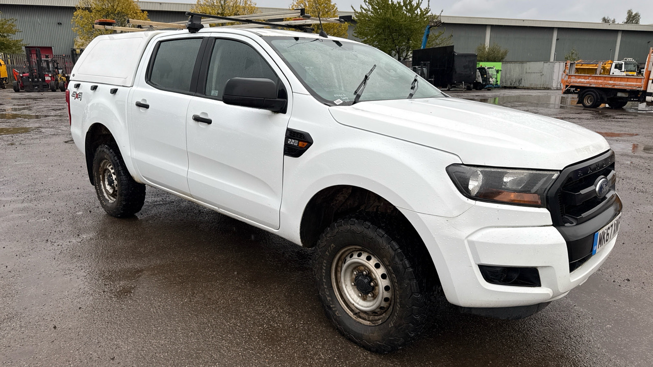 Ford Ranger XL 2.2 TDCI 150PS - Pick-up, Furgone doppia cabina: foto 1 Ford Ranger XL 2.2 TDCI 150PS - Pick-up, Furgone doppia cabina: foto 1