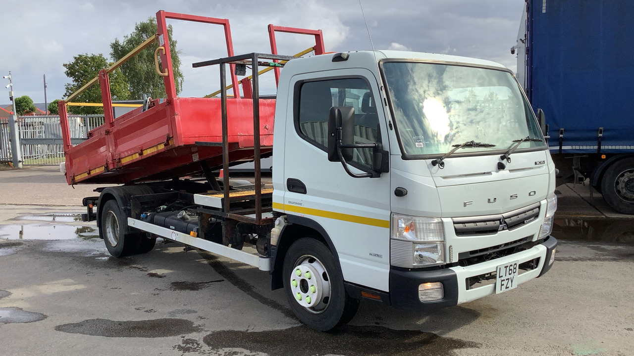 Fuso Canter 7C15 - Autocarro ribaltabile: foto 1 Fuso Canter 7C15 - Autocarro ribaltabile: foto 1