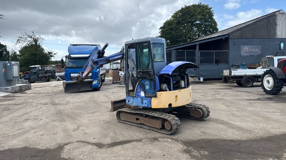 HITACHI EX40UR-3 - Miniescavatore: foto 3 HITACHI EX40UR-3 - Miniescavatore: foto 3