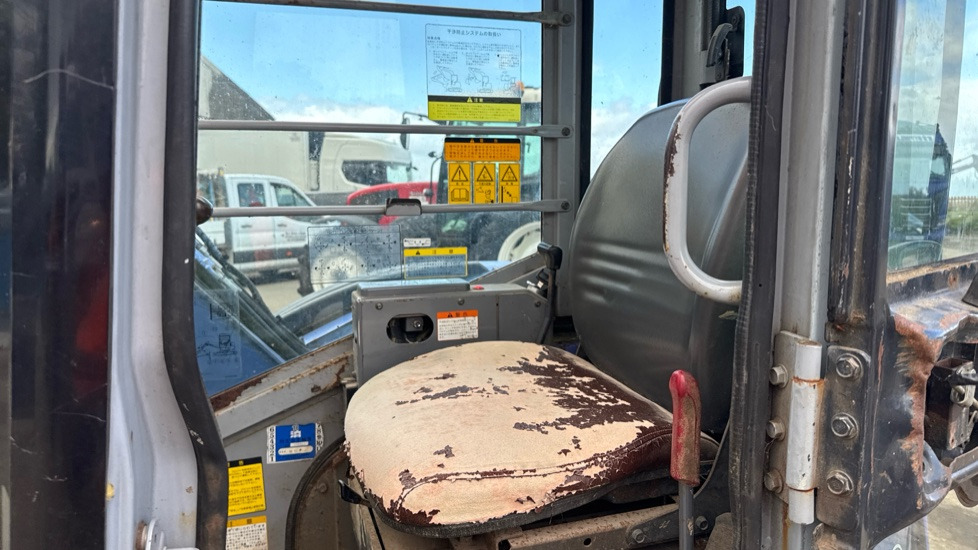 HITACHI EX40UR-3 - Miniescavatore: foto 5 HITACHI EX40UR-3 - Miniescavatore: foto 5