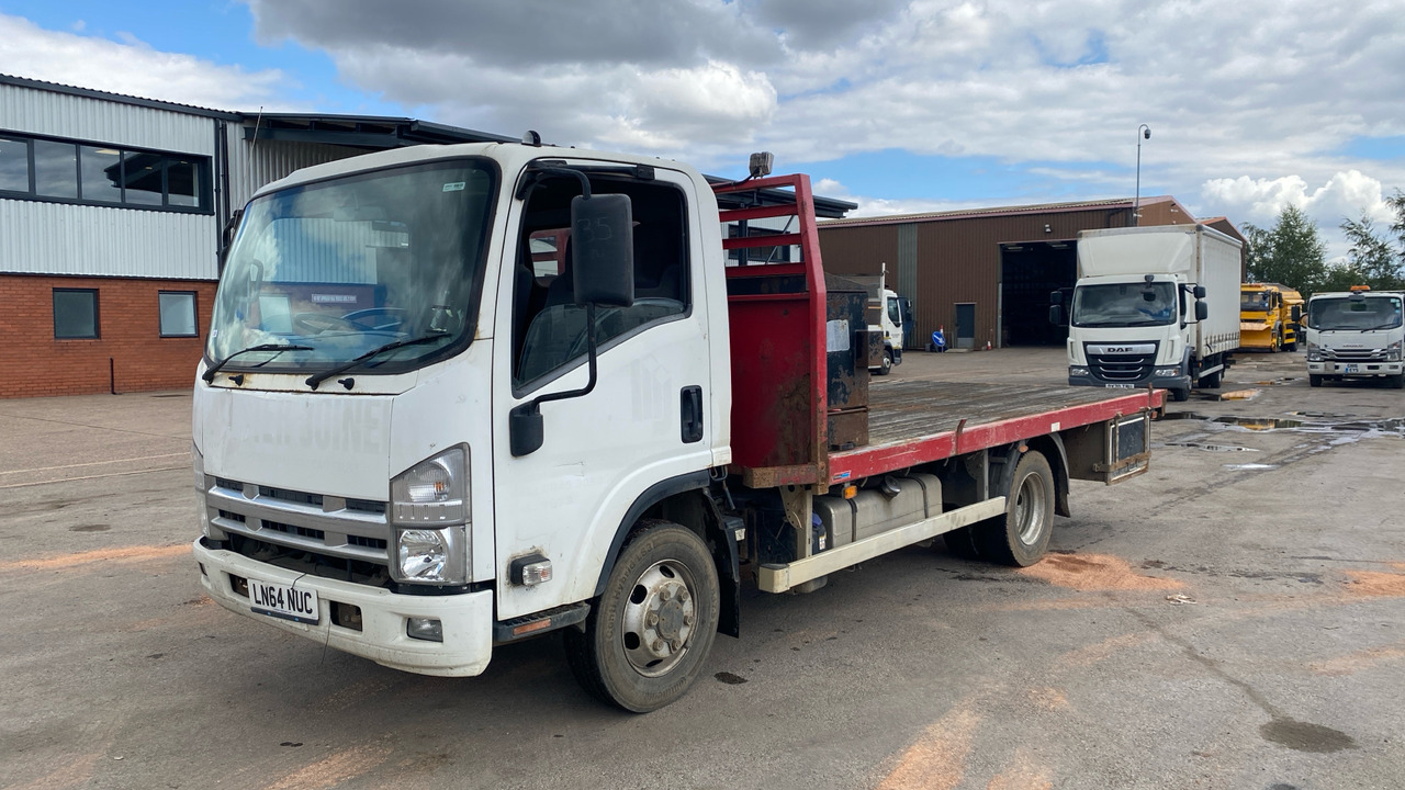 ISUZU FORWARD N75.150 - Autocarro con pianale/ Cassone fisso: foto 2 ISUZU FORWARD N75.150 - Autocarro con pianale/ Cassone fisso: foto 2