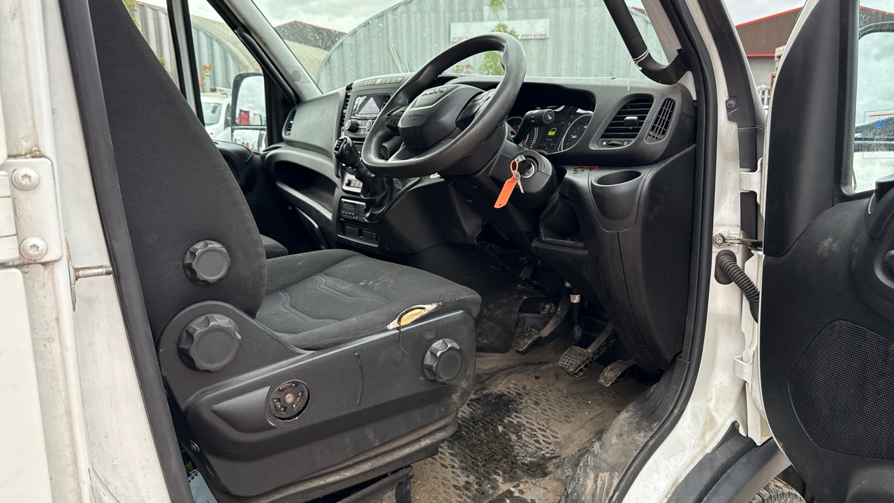 IVECO DAILY 65-180 - Autocarro ribaltabile: foto 5 IVECO DAILY 65-180 - Autocarro ribaltabile: foto 5