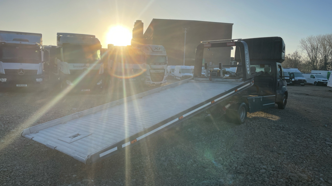 IVECO DAILY 70C18 - Carro attrezzi: foto 4 IVECO DAILY 70C18 - Carro attrezzi: foto 4