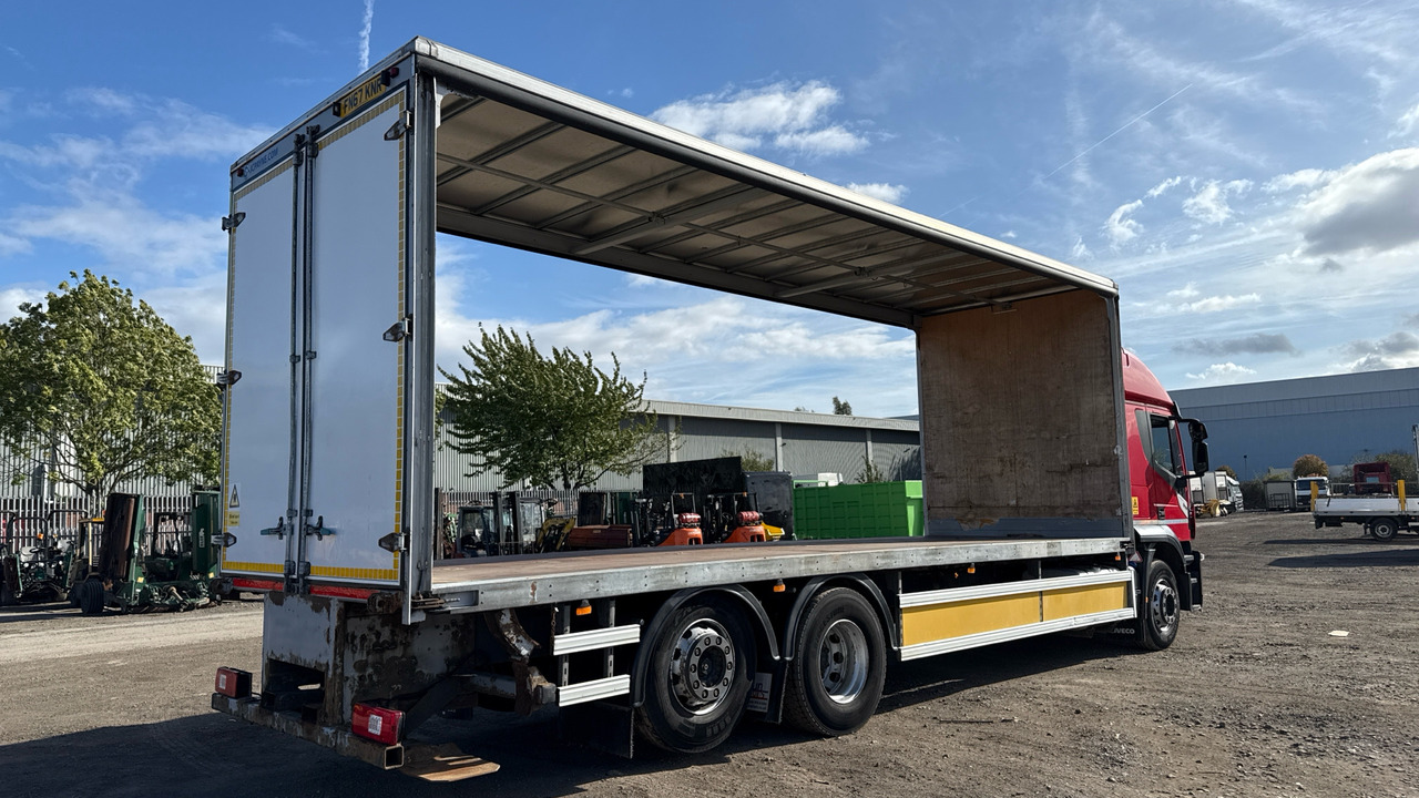 IVECO STRALIS 310 - Camion centinato: foto 4 IVECO STRALIS 310 - Camion centinato: foto 4