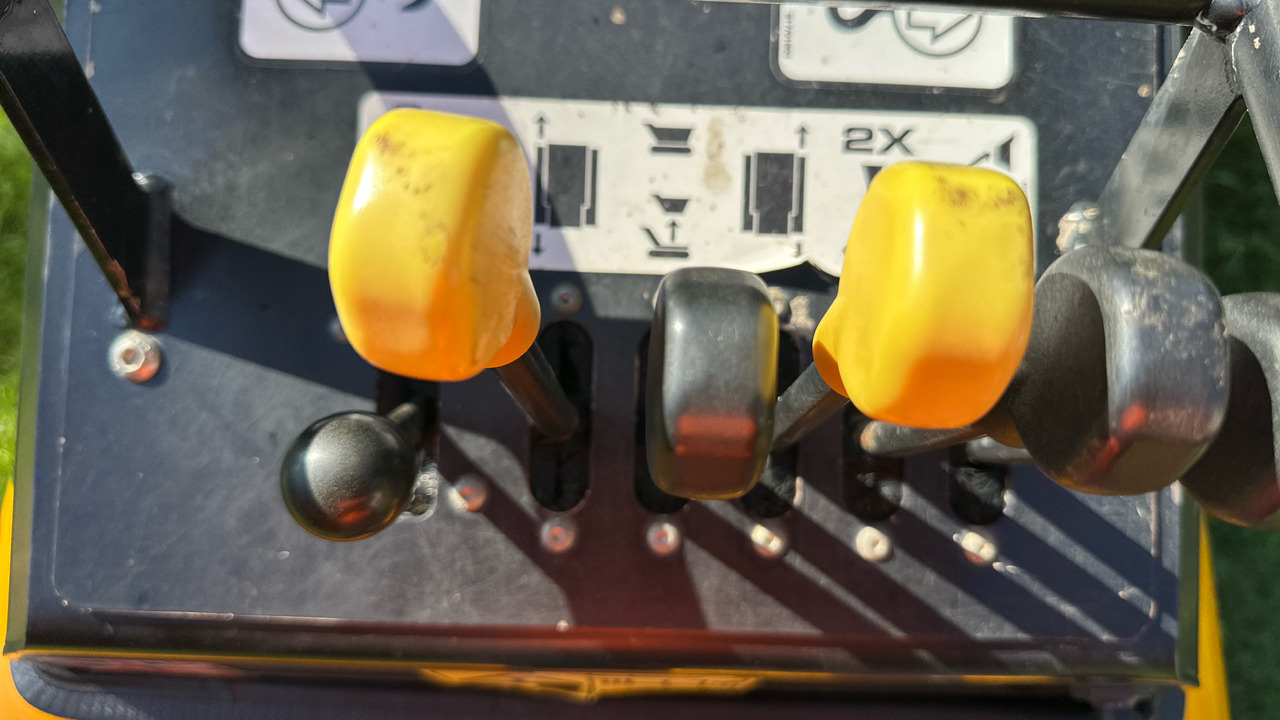 Mini dumper JCB HTD05 DUMPSTER: foto 7
