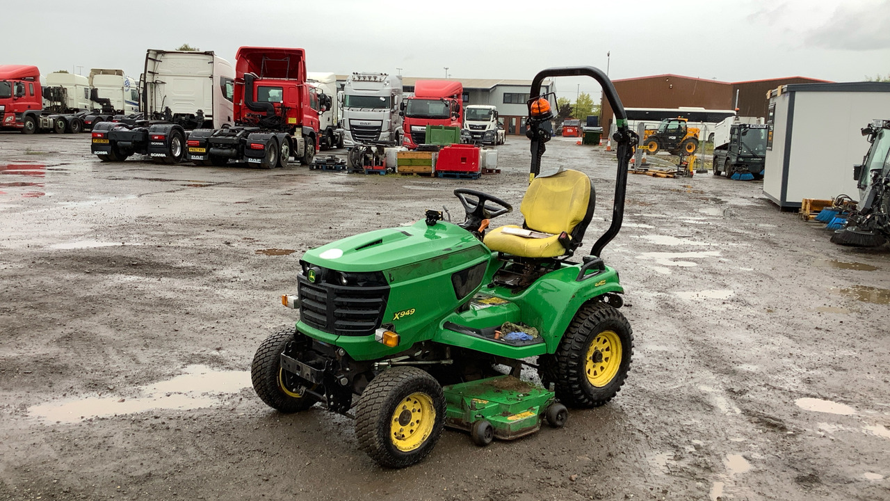 JOHN DEERE X949 - Tagliaerba: foto 2 JOHN DEERE X949 - Tagliaerba: foto 2