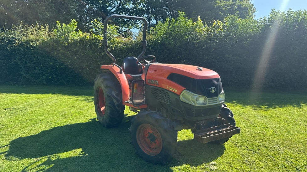 KUBOTA L4240 - Trattore: foto 1 KUBOTA L4240 - Trattore: foto 1
