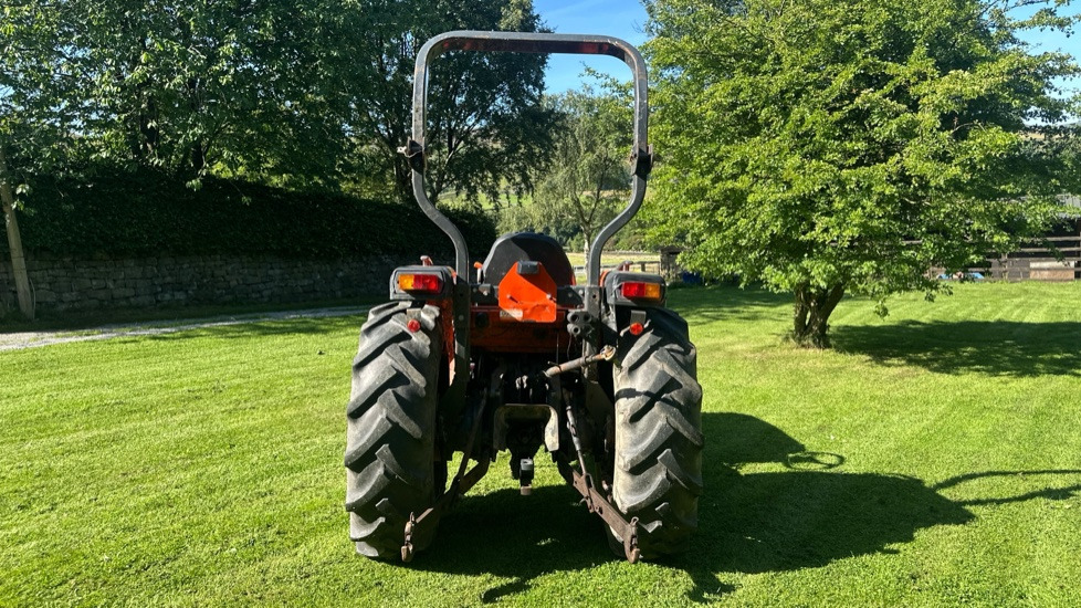 KUBOTA L4240 - Trattore: foto 5 KUBOTA L4240 - Trattore: foto 5
