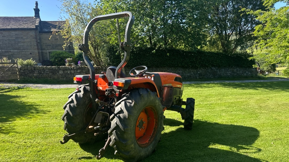 KUBOTA L4240 - Trattore: foto 4 KUBOTA L4240 - Trattore: foto 4