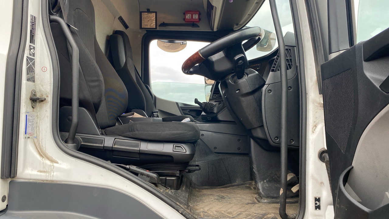 MERCEDES-BENZ ANTOS  1824 - Camion centinato: foto 5 MERCEDES-BENZ ANTOS  1824 - Camion centinato: foto 5