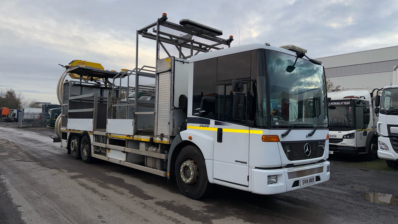 MERCEDES-BENZ ECONIC 2629 - Autocarro con pianale/ Cassone fisso: foto 1 MERCEDES-BENZ ECONIC 2629 - Autocarro con pianale/ Cassone fisso: foto 1