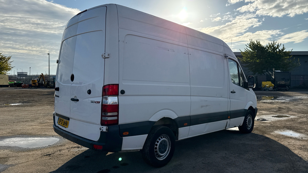 MERCEDES-BENZ SPRINTER 313 CDI - Furgone frigo: foto 4 MERCEDES-BENZ SPRINTER 313 CDI - Furgone frigo: foto 4