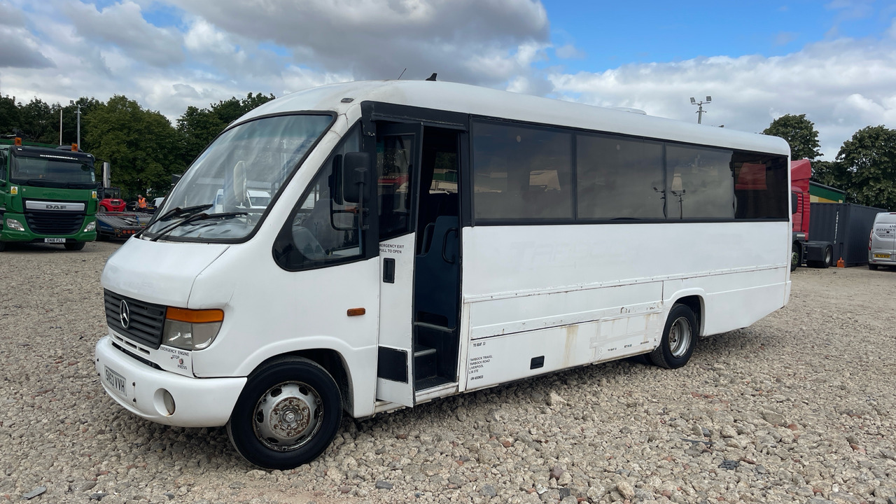 MERCEDES-BENZ VARIO 0814 - Minibus, Pulmino: foto 2 MERCEDES-BENZ VARIO 0814 - Minibus, Pulmino: foto 2