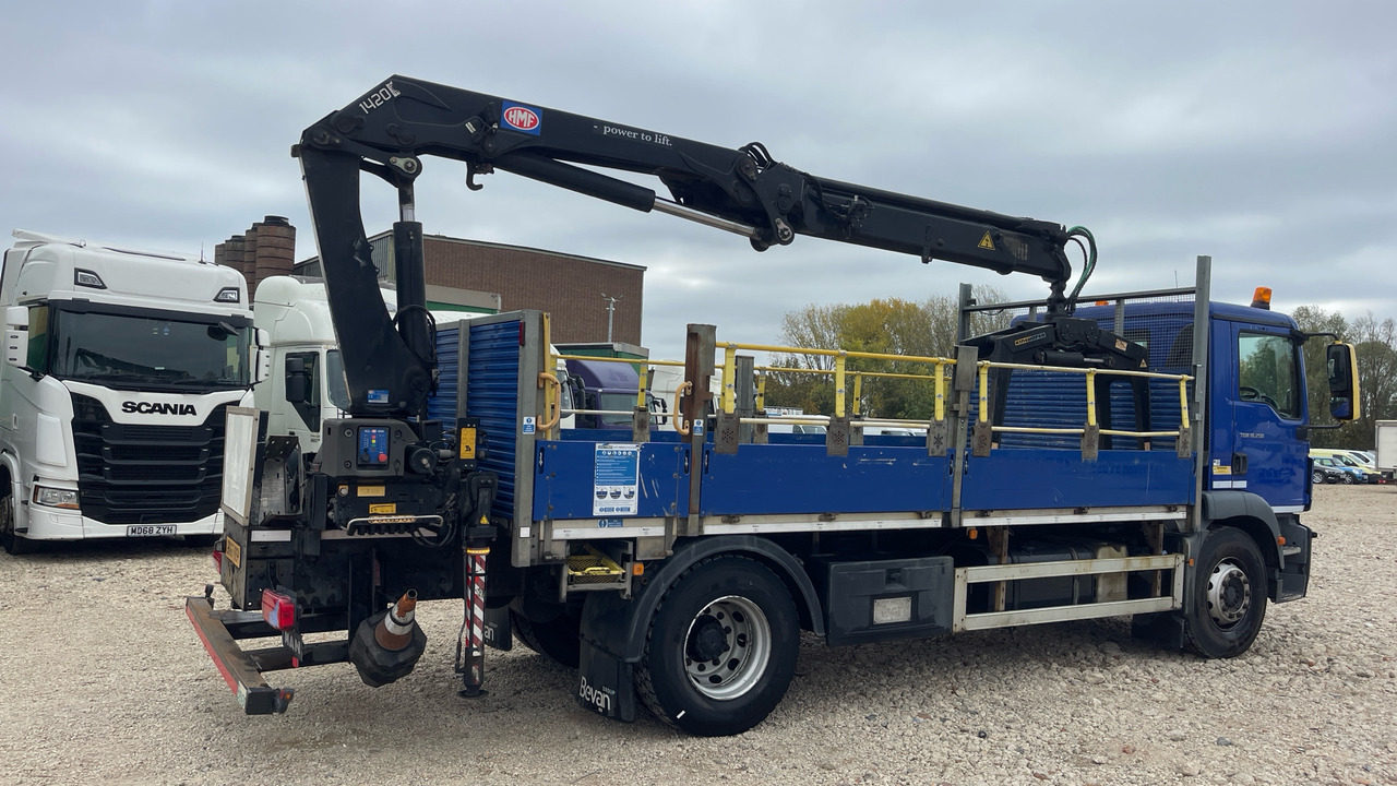 Man TGM 18.250 - Autocarro con pianale/ Cassone fisso, Camion con gru: foto 4 Man TGM 18.250 - Autocarro con pianale/ Cassone fisso, Camion con gru: foto 4