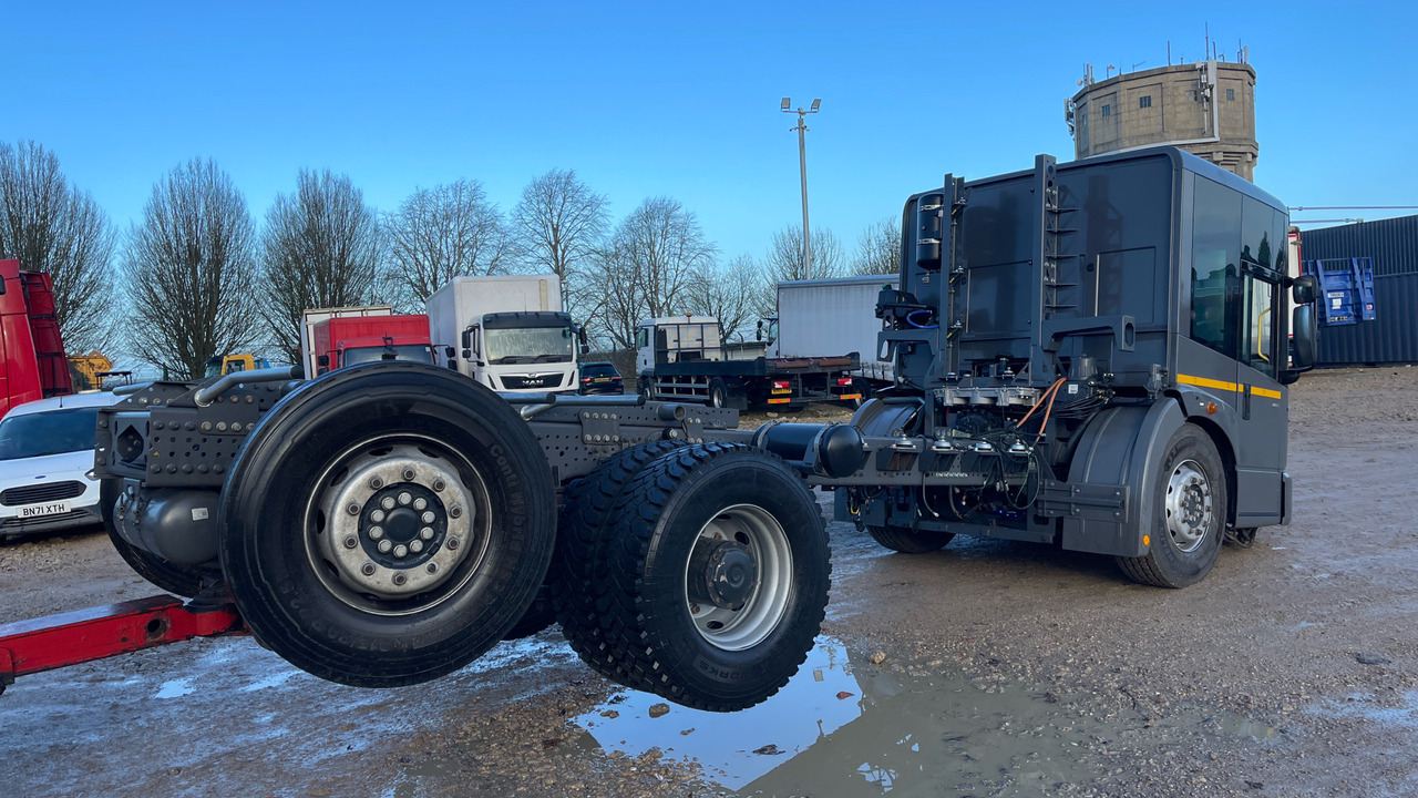 Mercedes-Benz Econic - Autocarro telaio, Camion elettrico: foto 5 Mercedes-Benz Econic - Autocarro telaio, Camion elettrico: foto 5