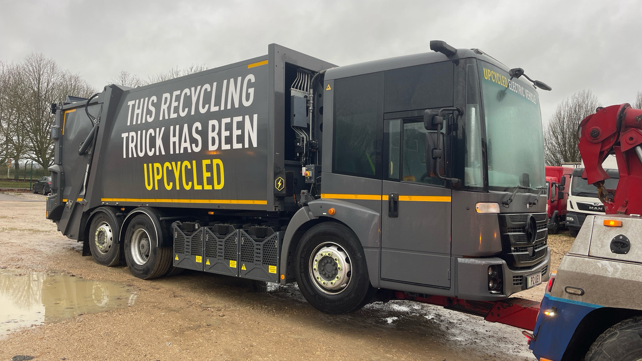 Mercedes-Benz Econic - Camion immondizia: foto 2 Mercedes-Benz Econic - Camion immondizia: foto 2