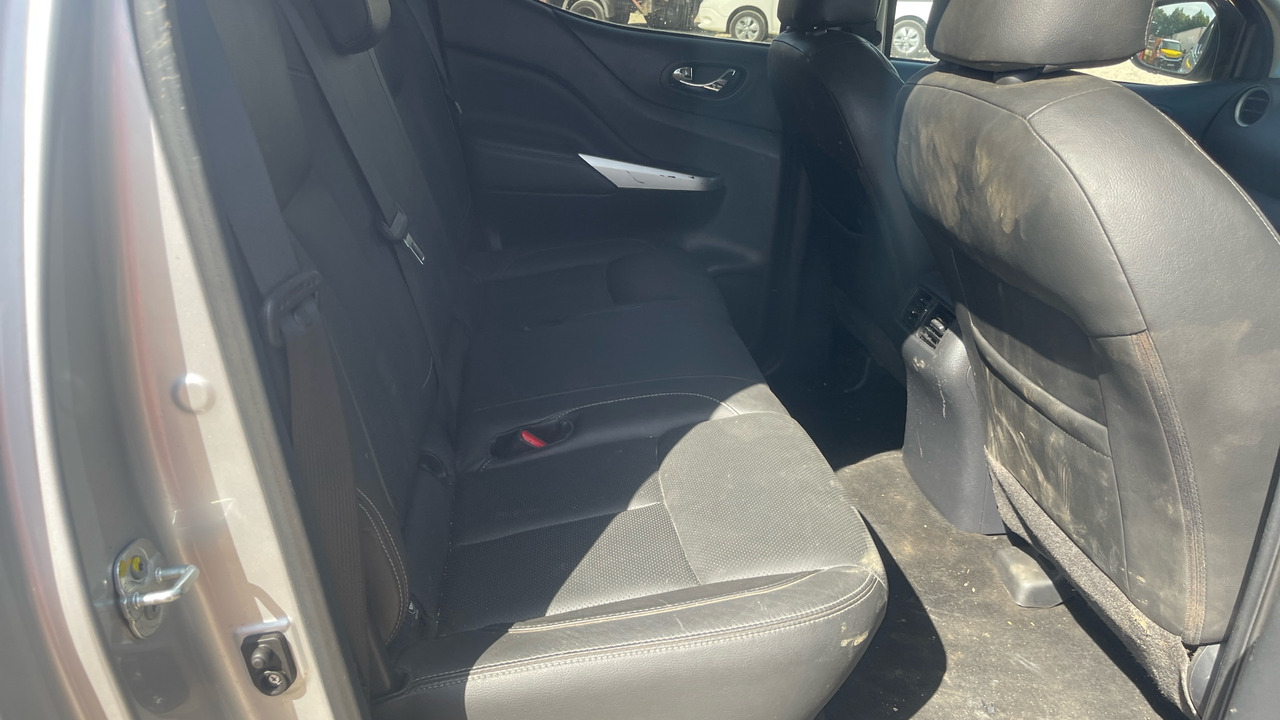 Pick-up, Furgone doppia cabina NISSAN NAVARA 2.3 DCI 190PS: foto 13