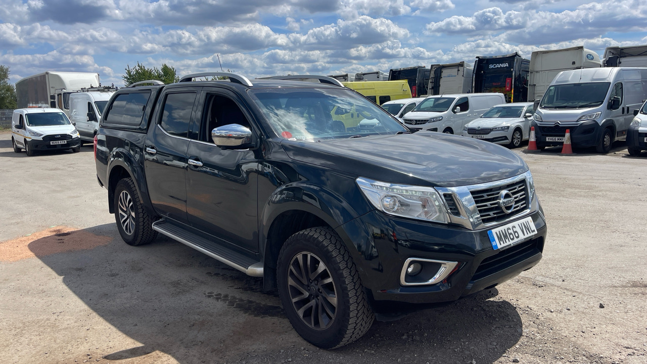 NISSAN NAVARA TEKNA 2.3 DCI 190PS - Pick-up, Furgone doppia cabina: foto 1 NISSAN NAVARA TEKNA 2.3 DCI 190PS - Pick-up, Furgone doppia cabina: foto 1