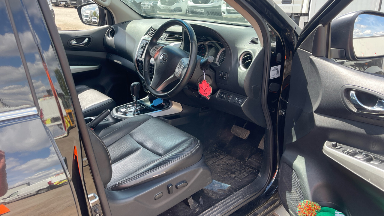 NISSAN NAVARA TEKNA 2.3 DCI 190PS - Pick-up, Furgone doppia cabina: foto 5 NISSAN NAVARA TEKNA 2.3 DCI 190PS - Pick-up, Furgone doppia cabina: foto 5