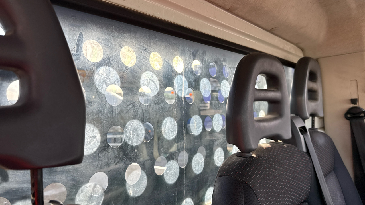 Furgone ribaltabile PEUGEOT BOXER 355 2.0 BlueHDi 130ps: foto 13 Furgone ribaltabile PEUGEOT BOXER 355 2.0 BlueHDi 130ps: foto 13