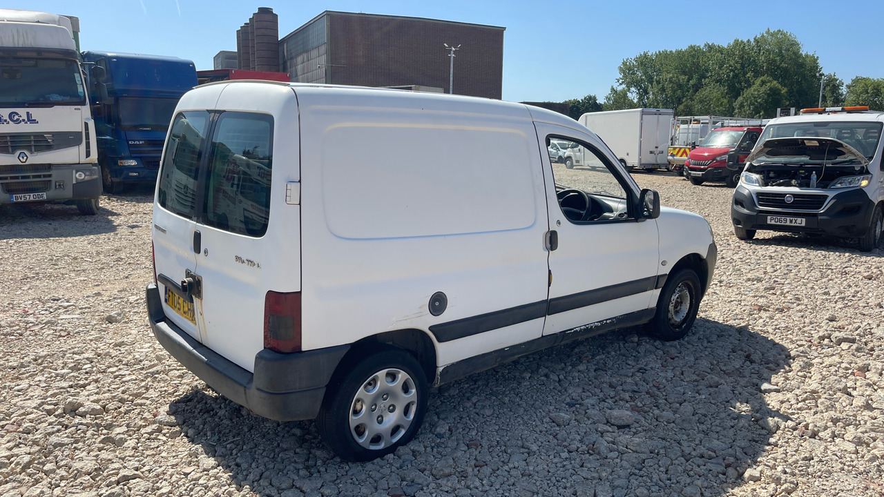 PEUGEOT PARTNER 600 - Furgoncino: foto 4 PEUGEOT PARTNER 600 - Furgoncino: foto 4
