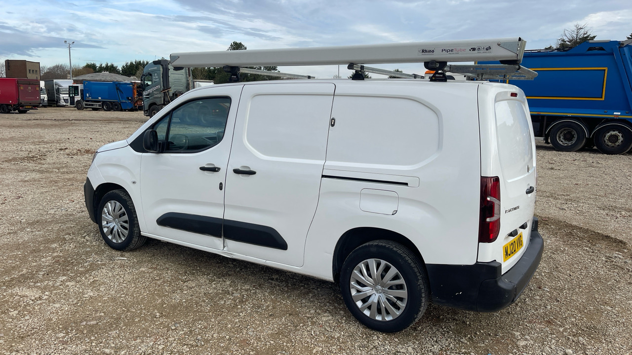 PEUGEOT PARTNER 850 1.5 BLUE HDI 100PS - Furgoncino: foto 3 PEUGEOT PARTNER 850 1.5 BLUE HDI 100PS - Furgoncino: foto 3