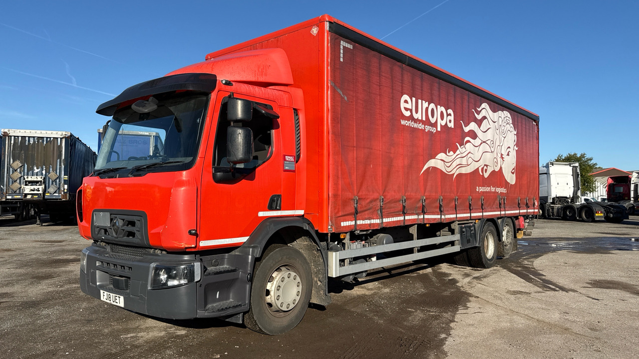 RENAULT D 26 - Camion centinato: foto 2 RENAULT D 26 - Camion centinato: foto 2