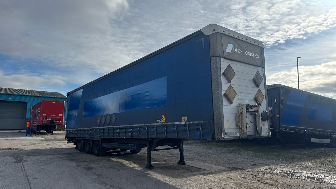 SCHMITZ CURTAINSIDE MEGA EUROLINER - Rimorchio: foto 2 SCHMITZ CURTAINSIDE MEGA EUROLINER - Rimorchio: foto 2