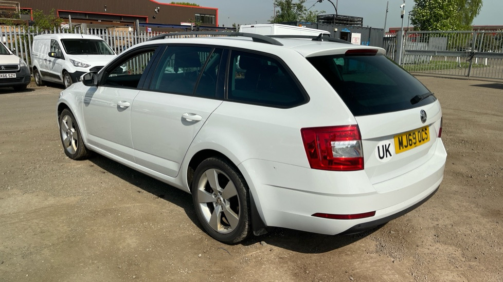 SKODA OCTAVIA SE 1.5 TSI - Autovettura: foto 3 SKODA OCTAVIA SE 1.5 TSI - Autovettura: foto 3