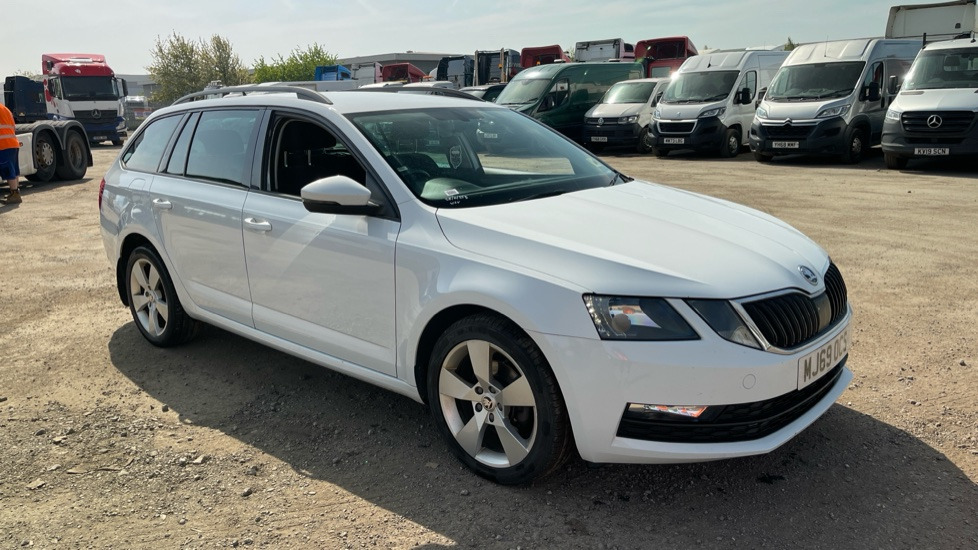 SKODA OCTAVIA SE 1.5 TSI - Autovettura: foto 1 SKODA OCTAVIA SE 1.5 TSI - Autovettura: foto 1