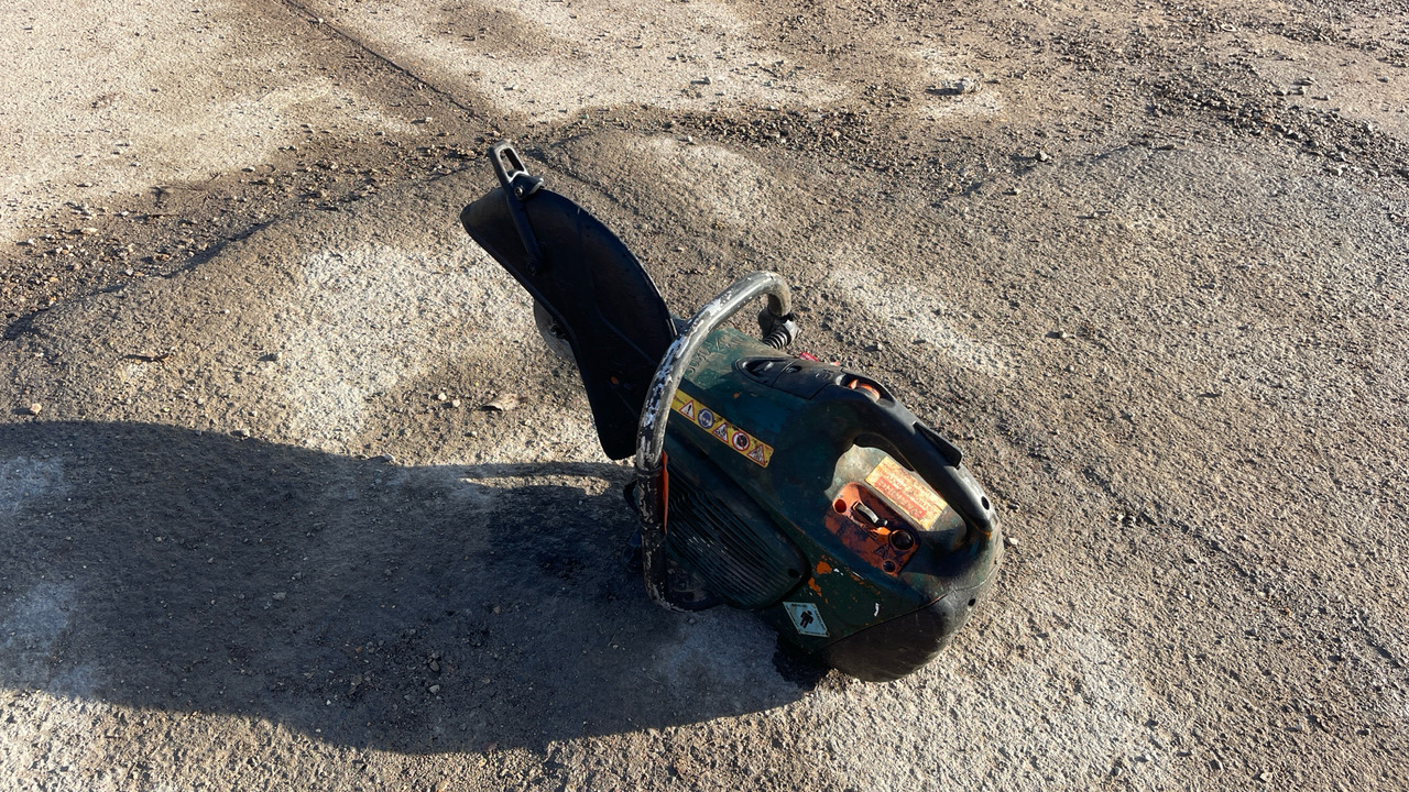 STIHL TS420 - Attrezzatura da costruzione: foto 3 STIHL TS420 - Attrezzatura da costruzione: foto 3