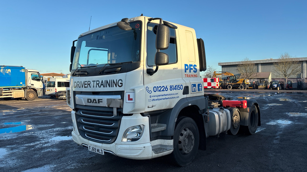 DAF CF 450 - Trattore stradale: foto 2 DAF CF 450 - Trattore stradale: foto 2