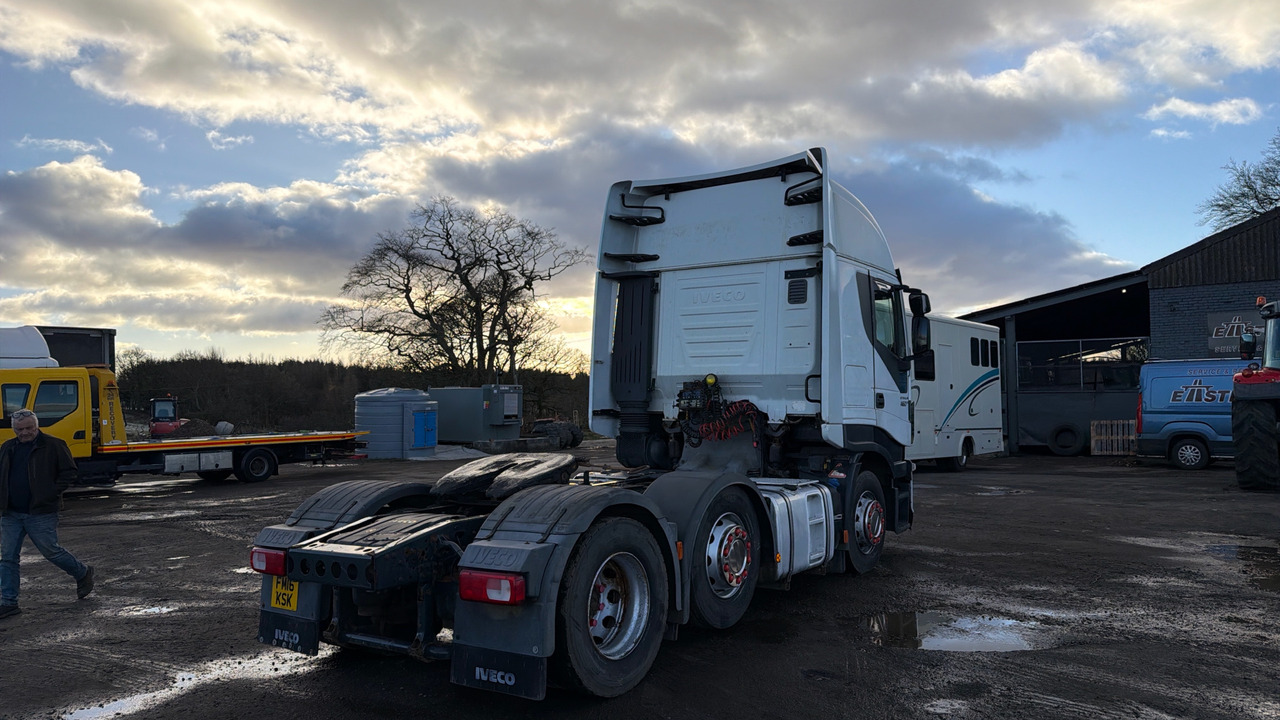 IVECO STRALIS 460 - Trattore stradale: foto 4 IVECO STRALIS 460 - Trattore stradale: foto 4