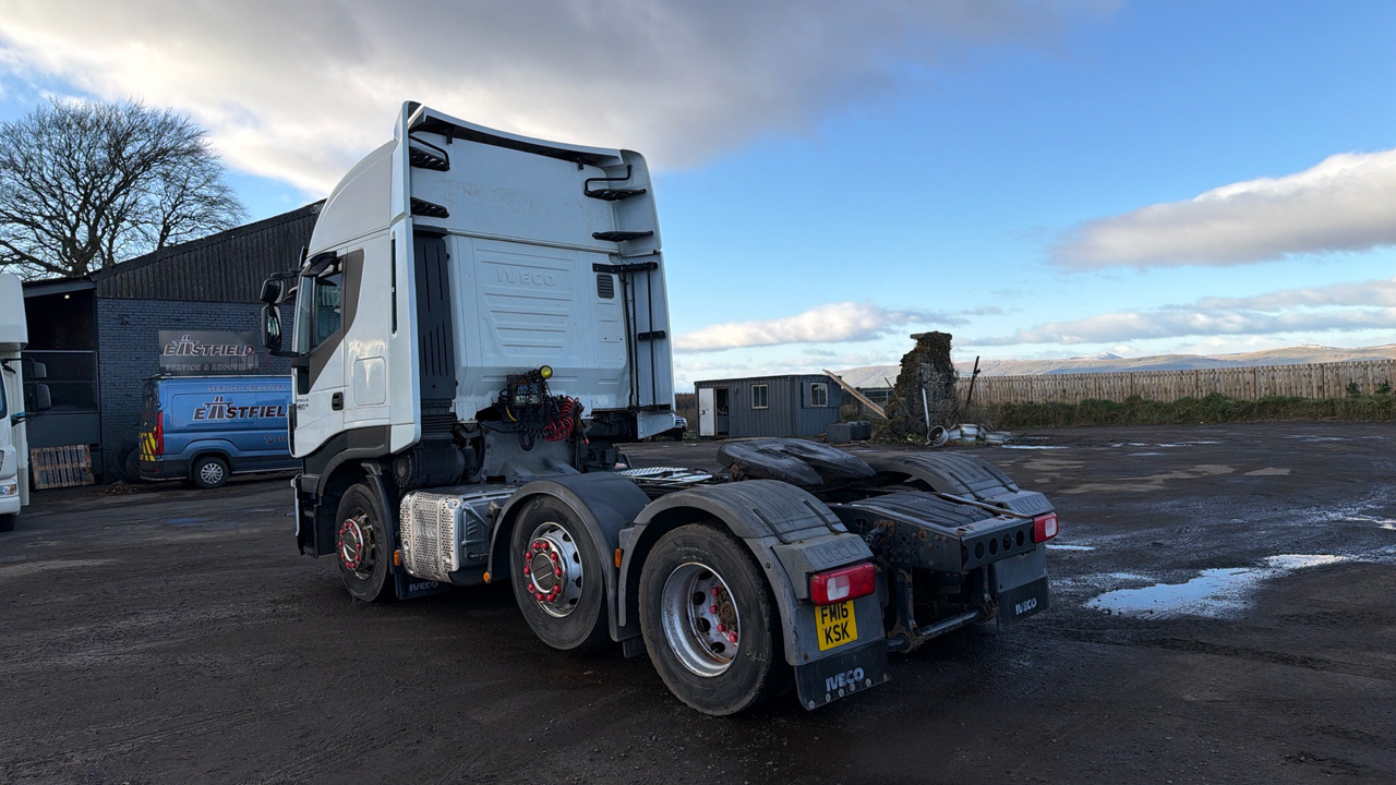 IVECO STRALIS 460 - Trattore stradale: foto 3 IVECO STRALIS 460 - Trattore stradale: foto 3