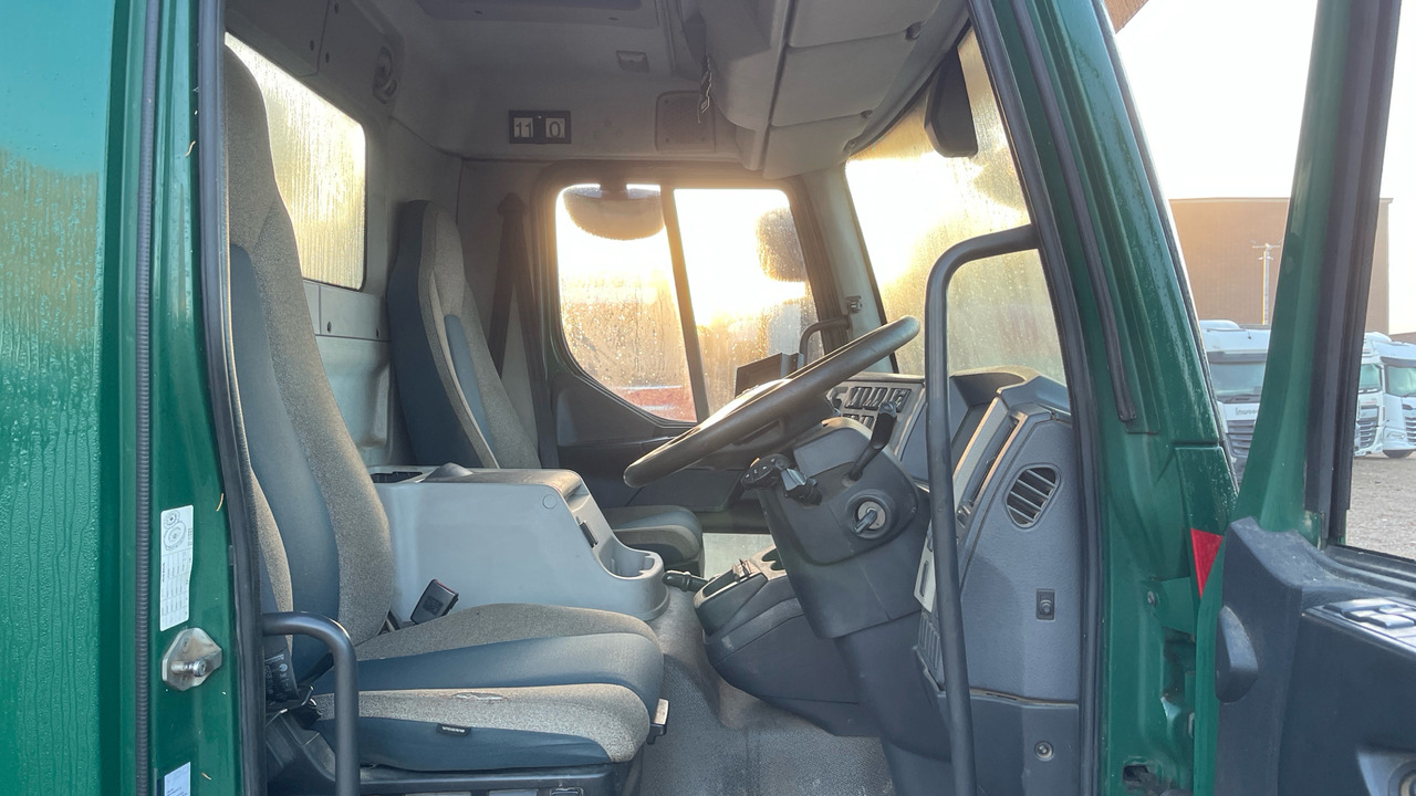Volvo FL 250 - Autocarro multibenna: foto 5 Volvo FL 250 - Autocarro multibenna: foto 5