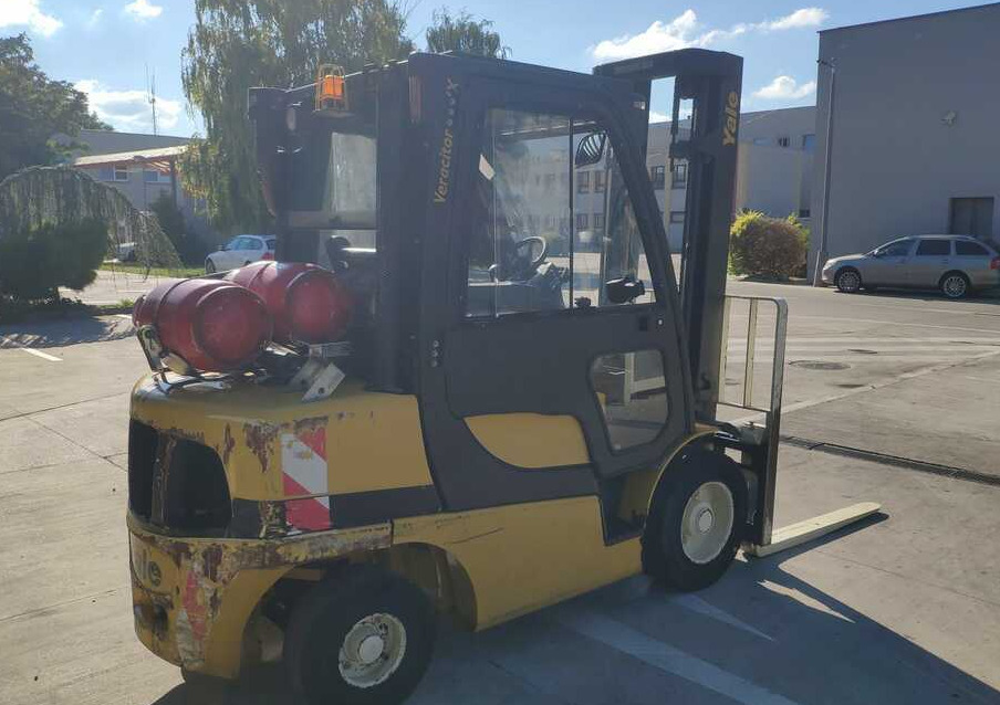 Yale GLP35VX - Carrello elevatore a gas: foto 3 Yale GLP35VX - Carrello elevatore a gas: foto 3