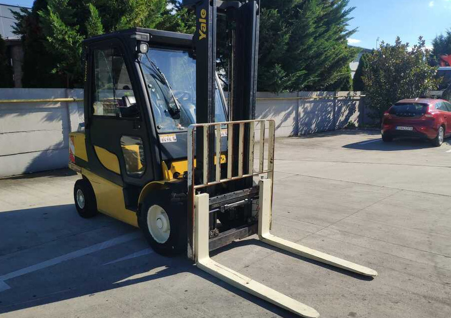 Yale GLP35VX - Carrello elevatore a gas: foto 4 Yale GLP35VX - Carrello elevatore a gas: foto 4