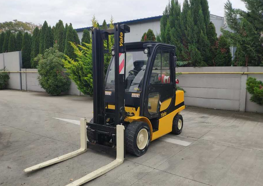 Yale GLP35VX - Carrello elevatore a gas: foto 1 Yale GLP35VX - Carrello elevatore a gas: foto 1