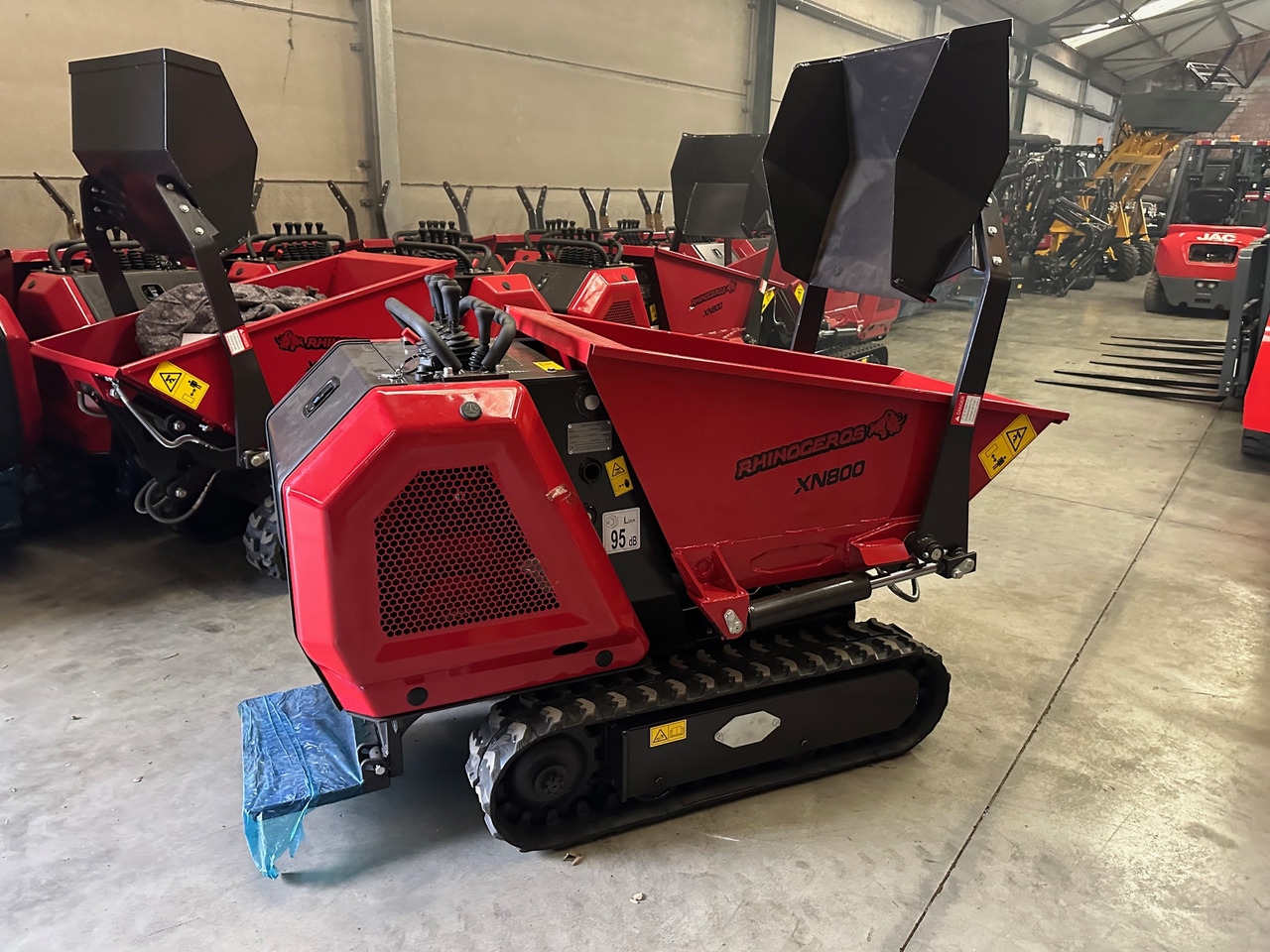 Rhinoceros XN800 - Mini dumper: foto 3 Rhinoceros XN800 - Mini dumper: foto 3