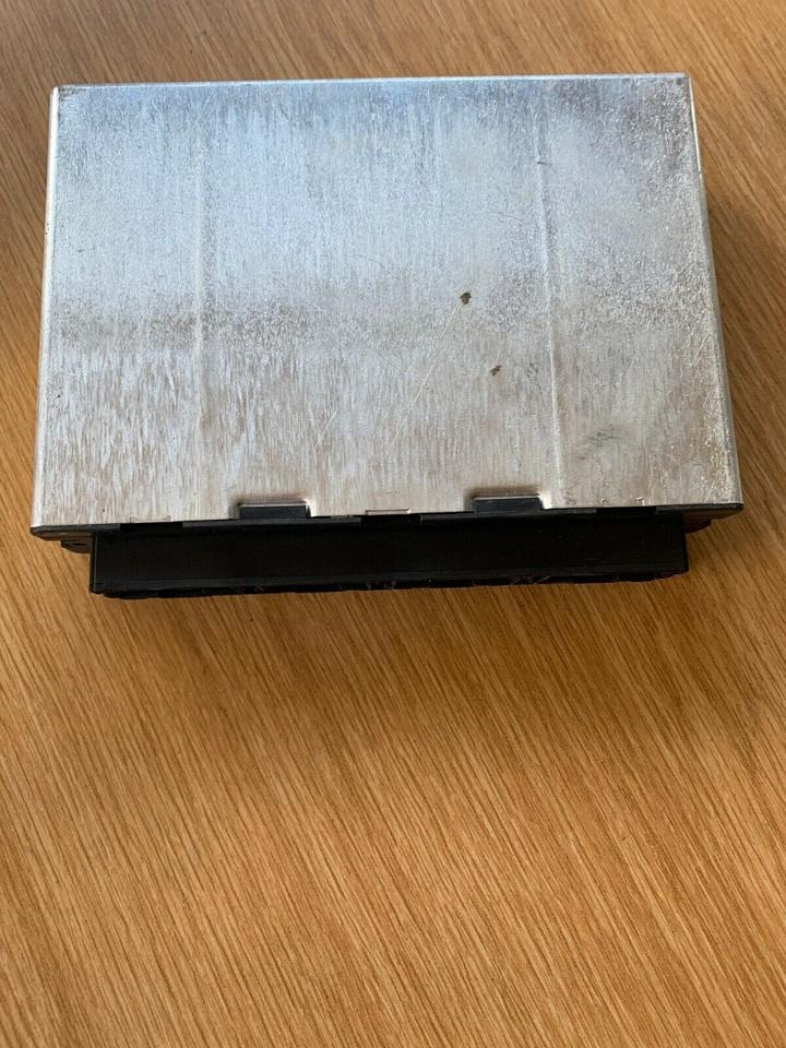 ELEKTRONIK FFR SIEMENS VDO Steuergerät MAN Nr. 81258057052 - ECU per Camion: foto 3 ELEKTRONIK FFR SIEMENS VDO Steuergerät MAN Nr. 81258057052 - ECU per Camion: foto 3