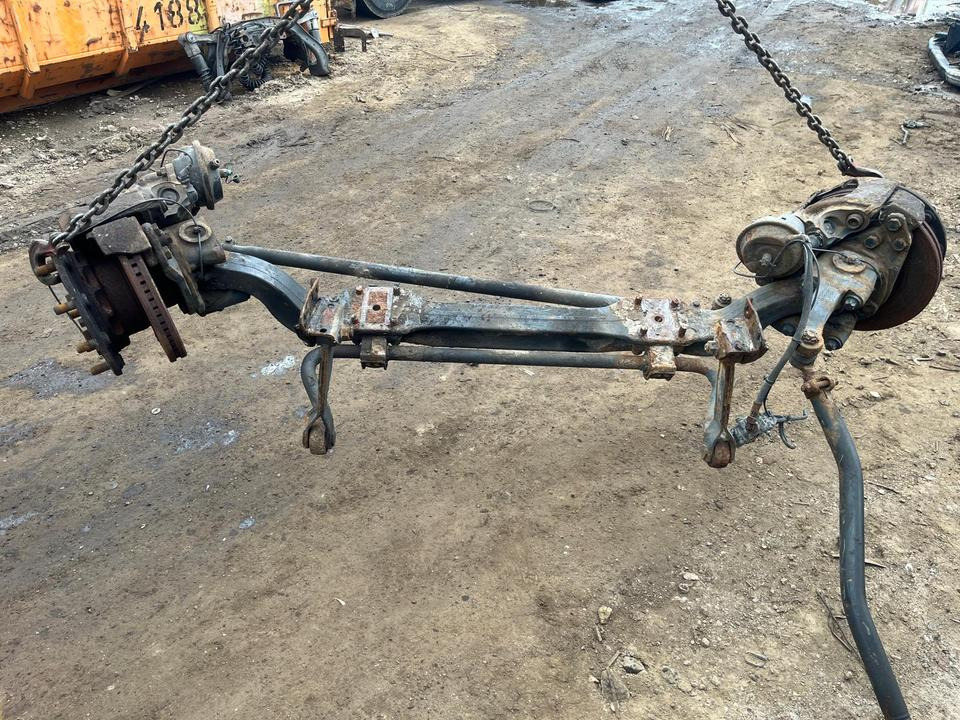 IVECO 7,5t 2003 Achse Vorderachse - Asse anteriore per Camion: foto 2 IVECO 7,5t 2003 Achse Vorderachse - Asse anteriore per Camion: foto 2
