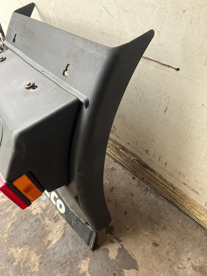 IVECO Stralis 450 Kotflügel vorne rechts 41299389 / 41299388 - Parafango per Camion: foto 4 IVECO Stralis 450 Kotflügel vorne rechts 41299389 / 41299388 - Parafango per Camion: foto 4