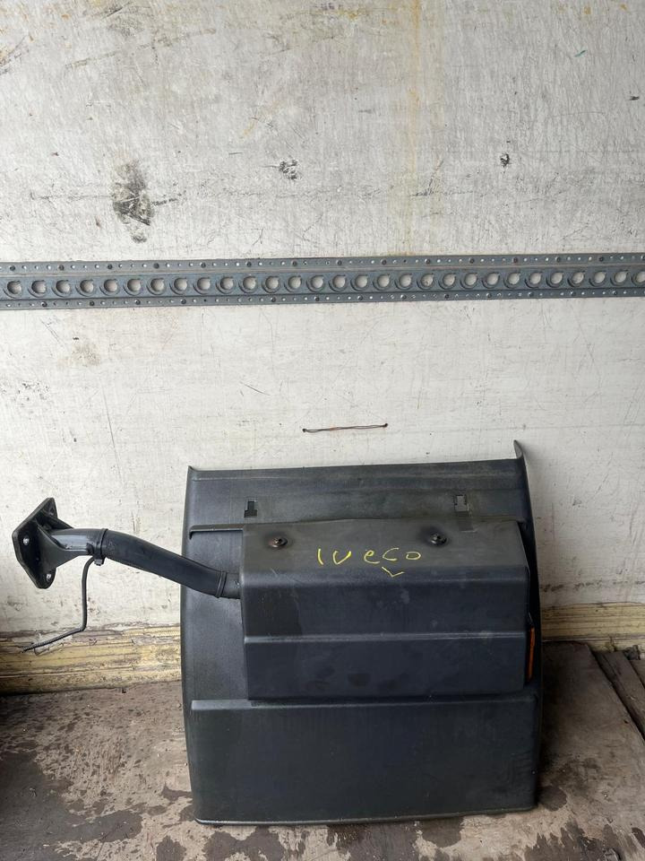 IVECO Stralis 450 Kotflügel vorne rechts 41299389 / 41299388 - Parafango per Camion: foto 1 IVECO Stralis 450 Kotflügel vorne rechts 41299389 / 41299388 - Parafango per Camion: foto 1