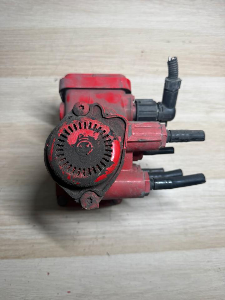 MAN KNORR-BREMSE EBS Ventil K020623 81.52301-6213 - Valvola per Camion: foto 2 MAN KNORR-BREMSE EBS Ventil K020623 81.52301-6213 - Valvola per Camion: foto 2